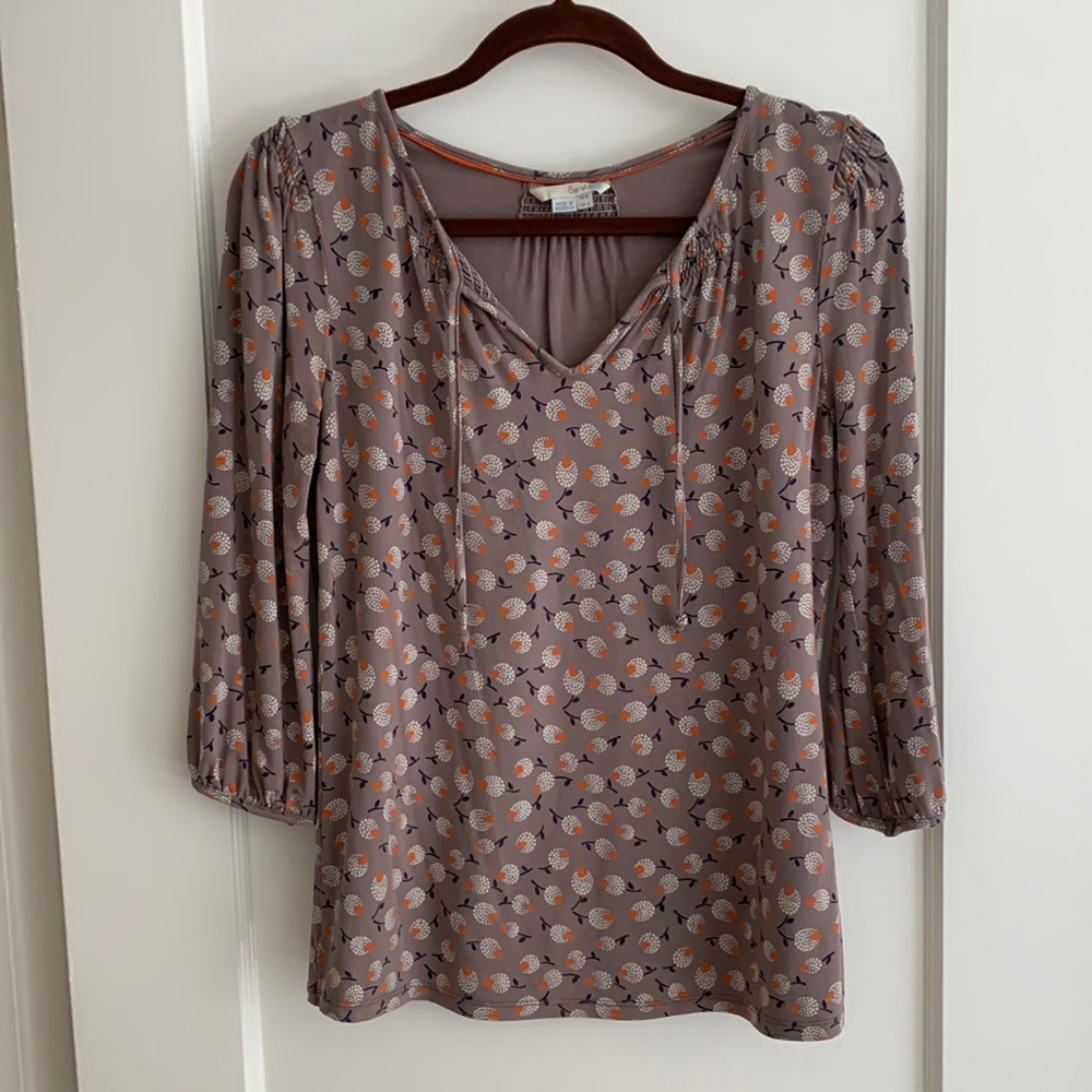 Boden gray/purple top with 3/4 length sleeves
